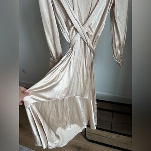h&m silky dress in cream - from premium selection size 8